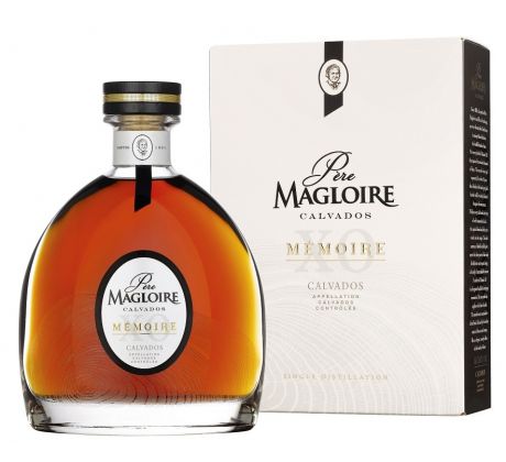 Pére Magloire Calvados XO Mémoire 40% 0,7 l (kazeta)