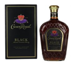 Crown Royal Black Blended Canadian Whisky 1.0 l 45% (kartón)